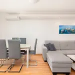 Dario - Sea View Apartment